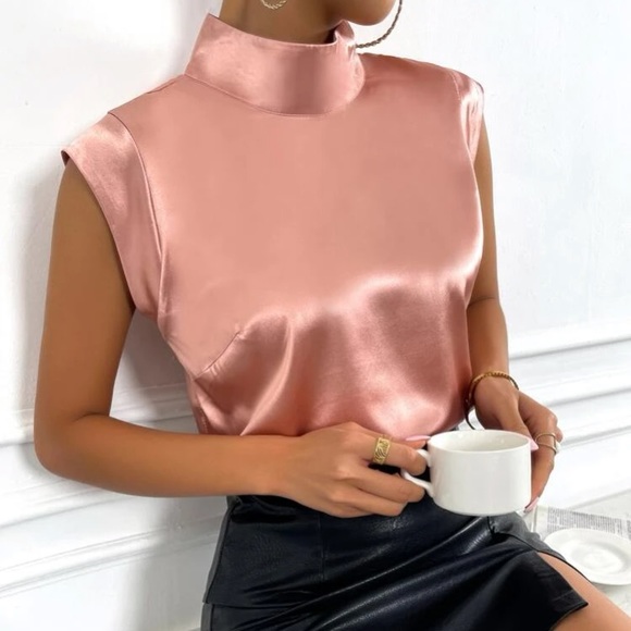 Mock neck satin blouse - Picture 2 of 6